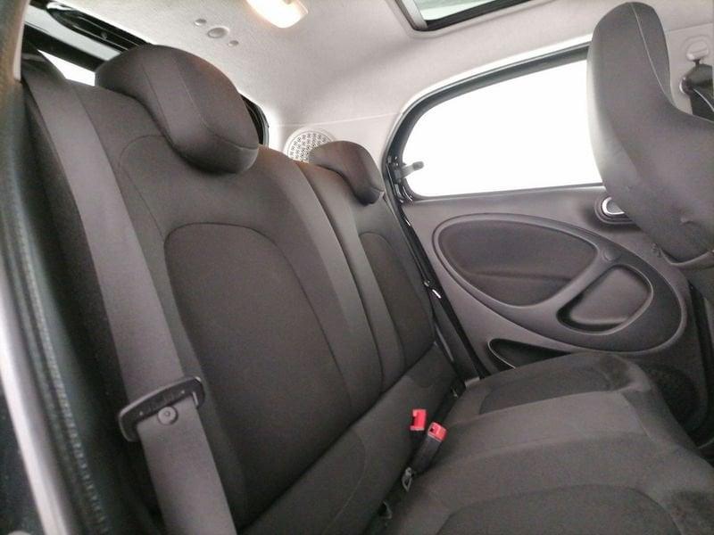 smart forfour eq enel x black