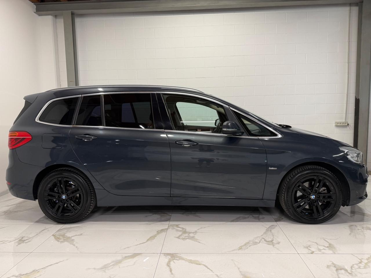 Bmw Serie 2 Gran Tourer 218d Luxury 7 POSTI