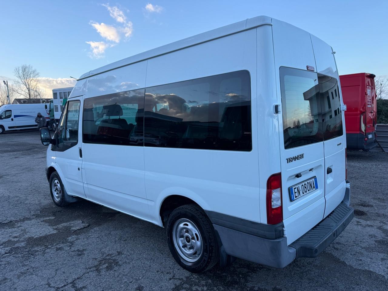 Ford Transit 2.2 Diesel 9 Posti passo lungo tetto alto