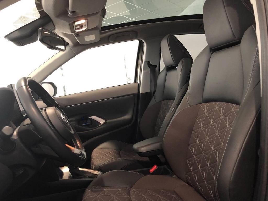 Toyota Yaris Cross 1.5 H Lounge FWD E-CVT