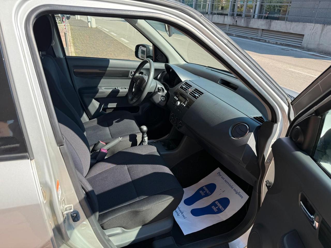 Suzuki Swift 1.3 4x4 5p. GL