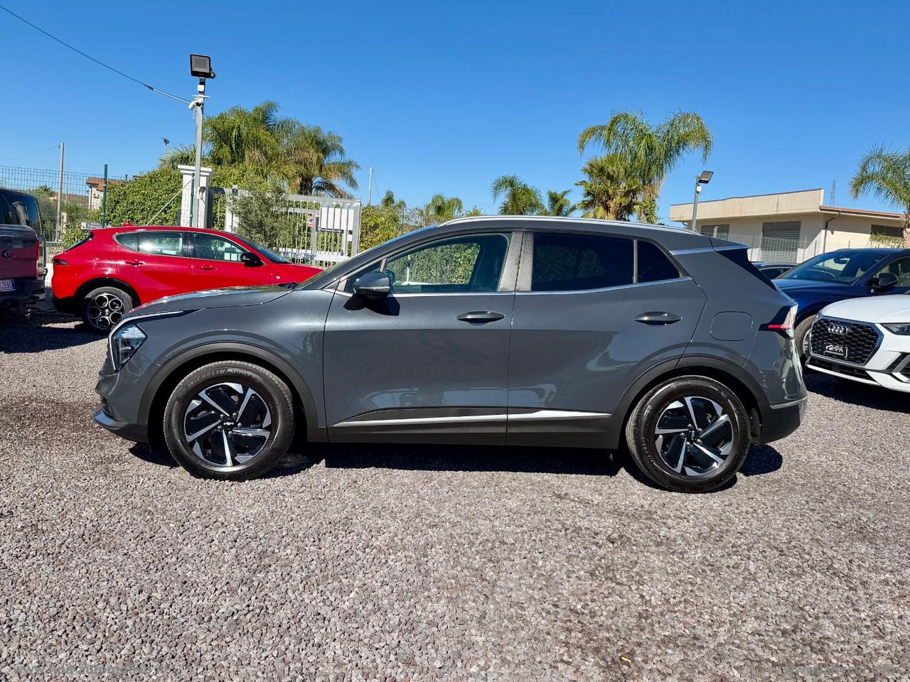KIA Sportage 1.6 CRDi MHEV Style NAVI LED PELLE RETROCAMERA CARPLAY