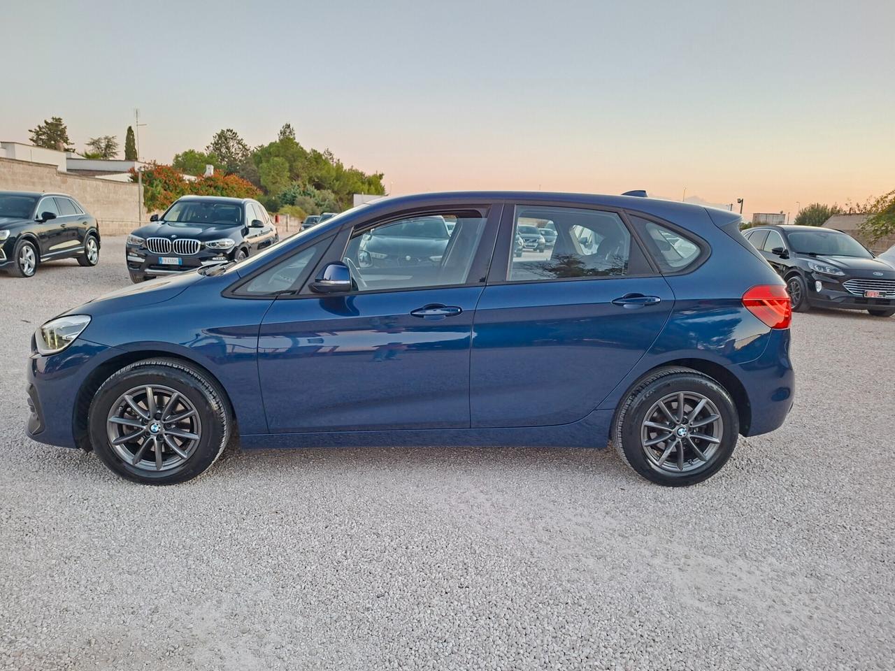 Bmw A. T. 216 d *FULL LED-NAVY-CRUISE*