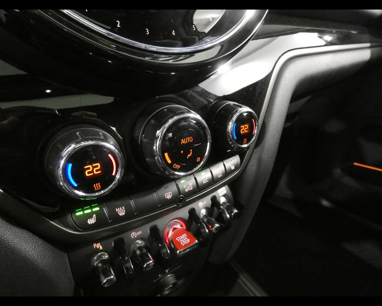 MINI Mini Countrym.(F60) - Mini 1.5 Cooper Classic Countryman