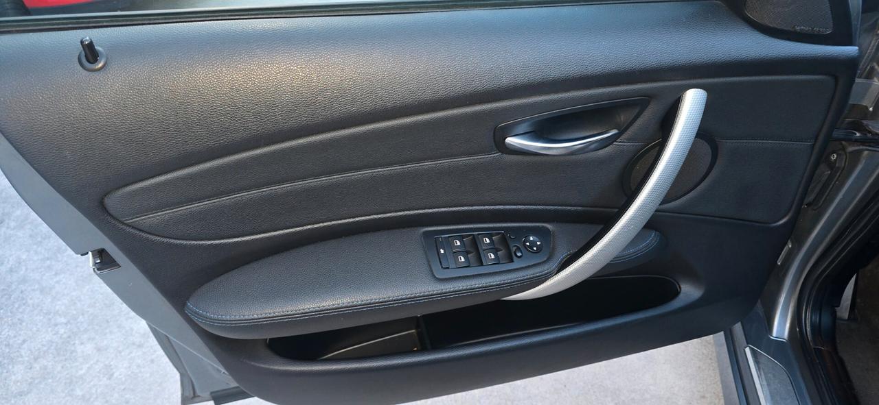 Bmw 120 D 5p. MANUALE PACCHETTO M