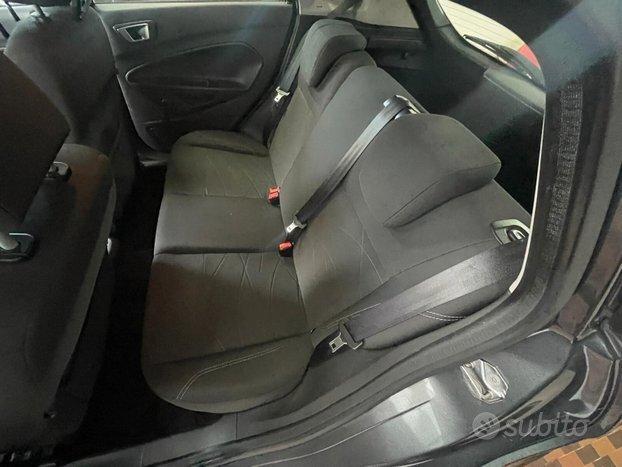 Ford Fiesta 1.4 5p. Bz.- GPL Titanium