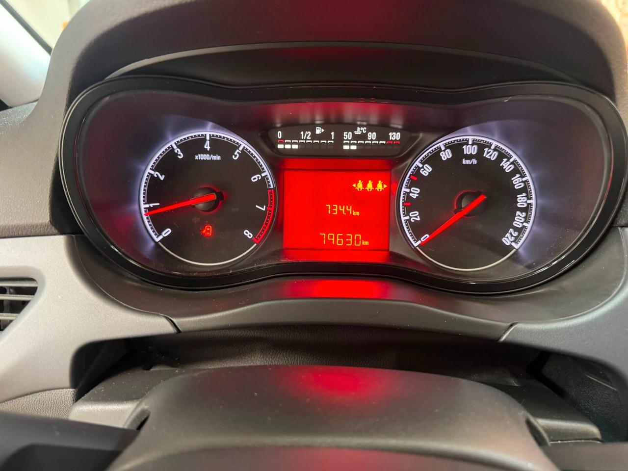 Opel Corsa 1.2 5 porte
