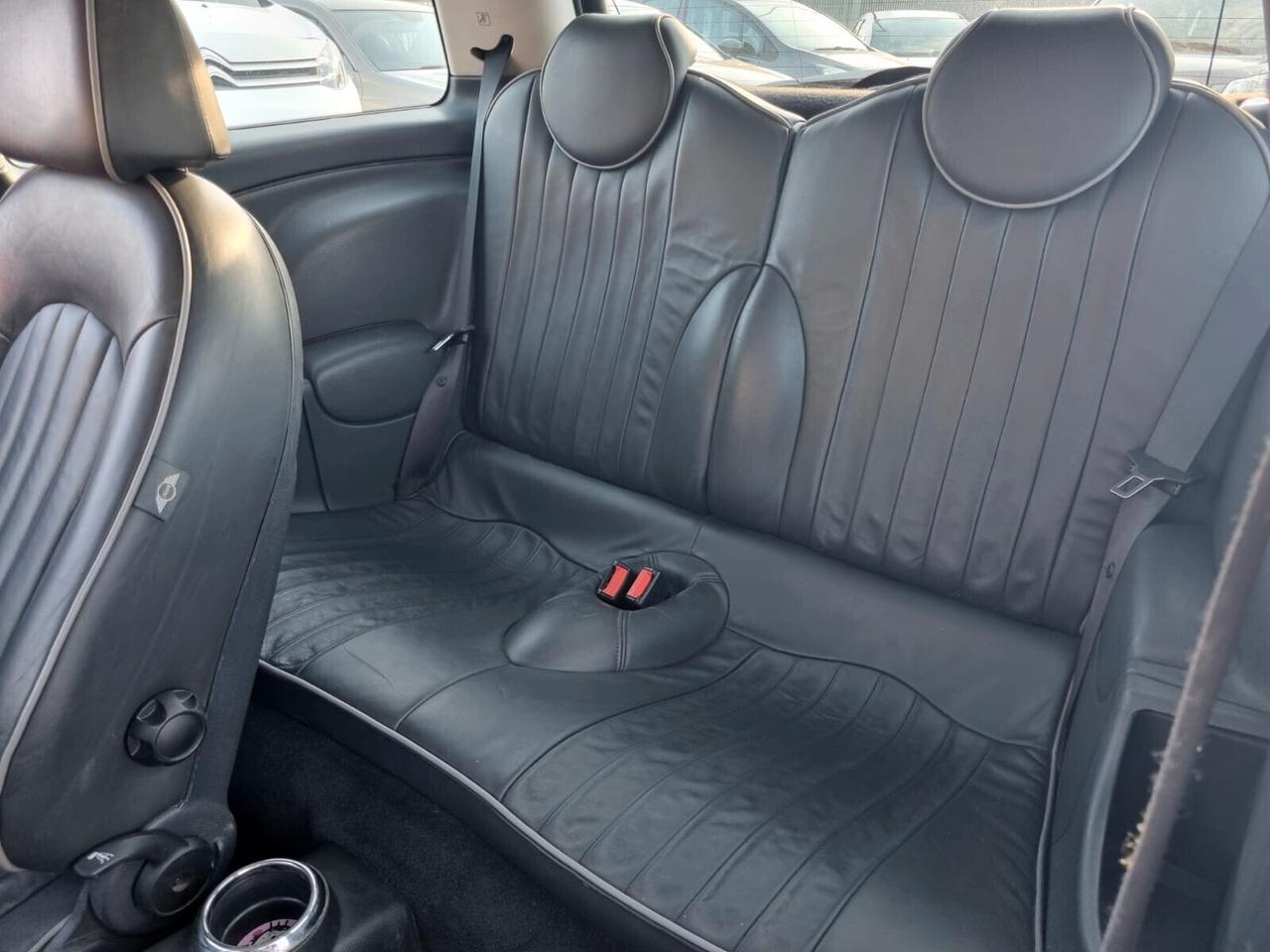 Mini 1.4 tdi One D Park line