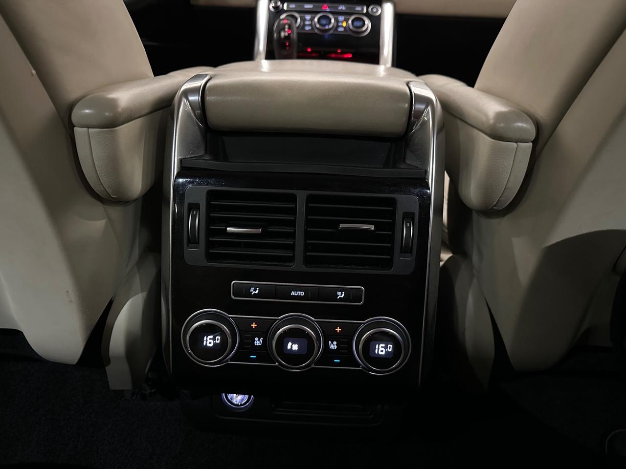Land Rover Range Sport 3.0 TDV6 Dynamic 7 POSTI