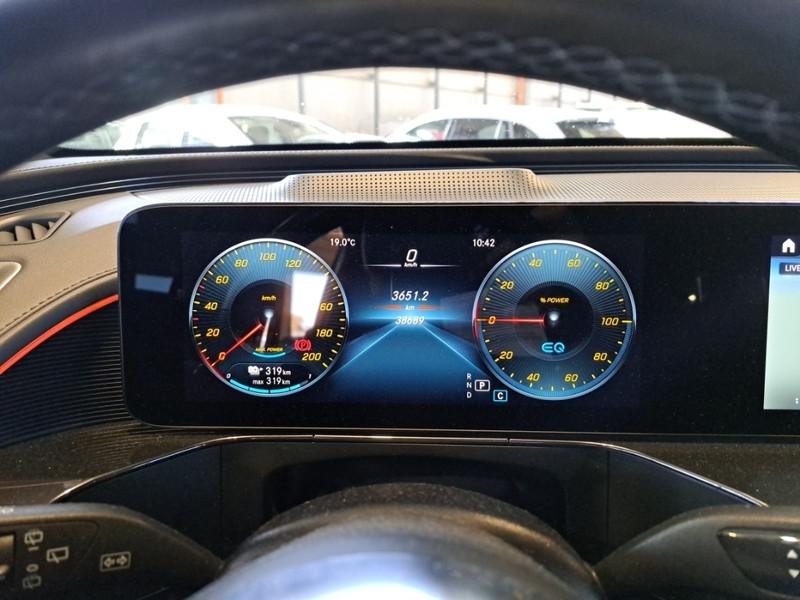 MERCEDES-BENZ EQC 400 4MATIC Premium Plus
