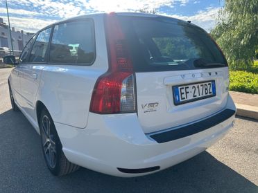 Volvo V50 1.6 DIESEL 2011 - CERCHI IN LEGA