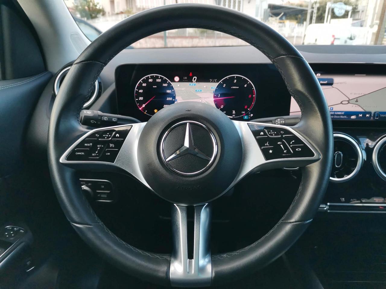 Mercedes-benz GLA 180 d Automatic AMG Line Premium Plus