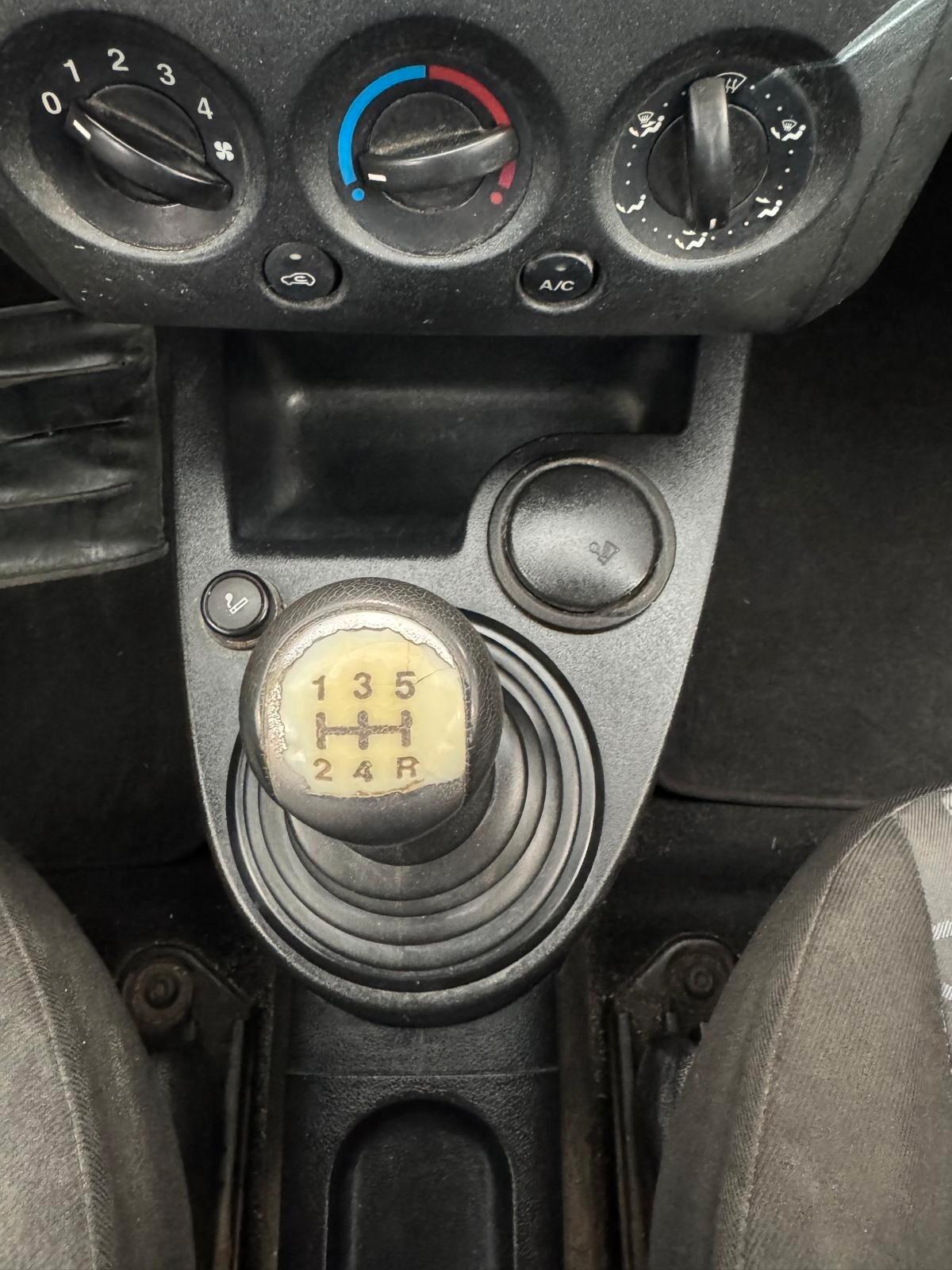 Ford Fiesta 1.4 TDCI 68CV 5 PORTE 2005