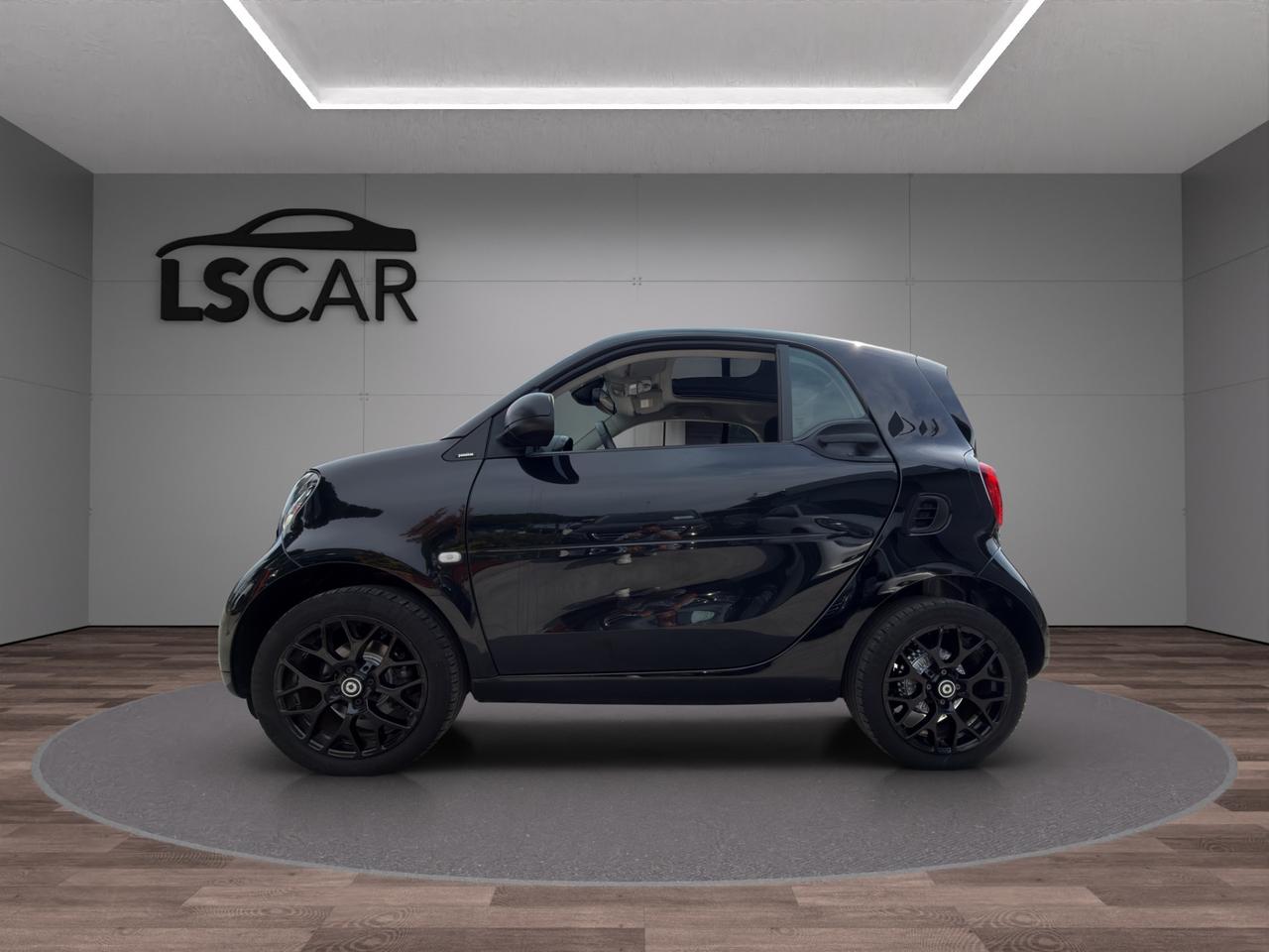Smart fortwo coupe 0.9 Passion Turbo 90cv - Unico proprietario - Sedili riscaldabili - Cerchi in lega - Luci Led - Tetto panoramico - Schermo touch