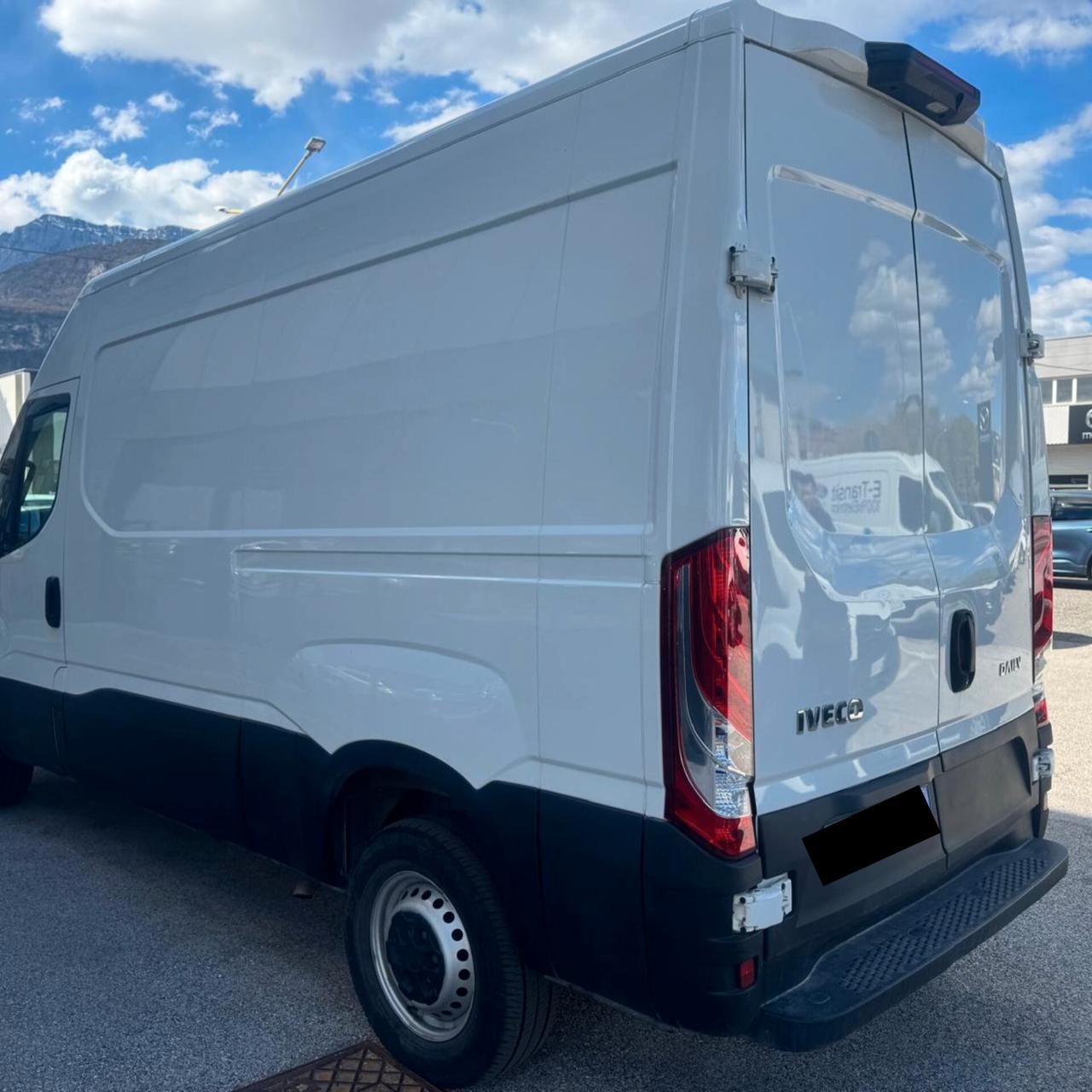 Iveco Daily 35s14 L2 H2