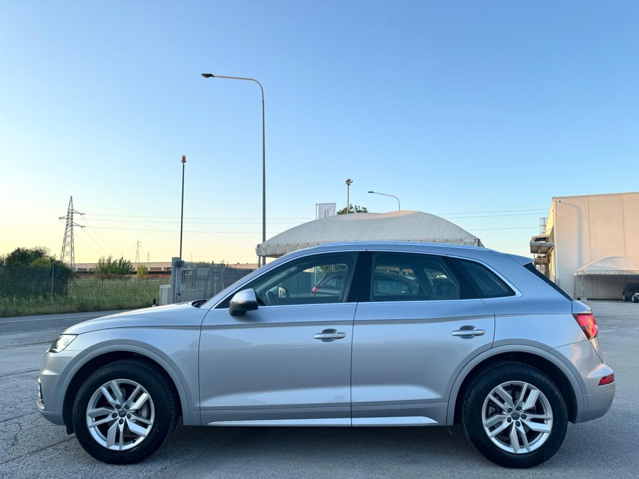 AUDI Q5 2.0 TDI 190cv Quattro Sport-Led Navi 18