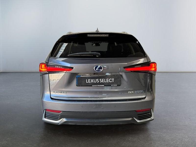 Lexus NX Hybrid Premium 4WD MY22