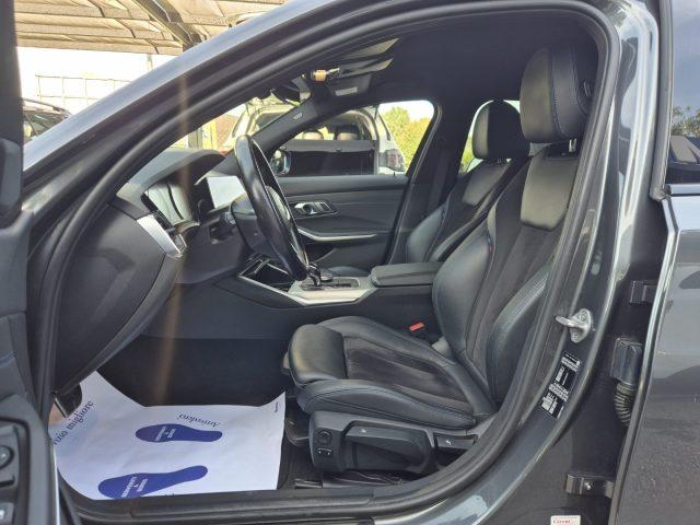 BMW 318 d 48V Auto Msport #BLACK PACK