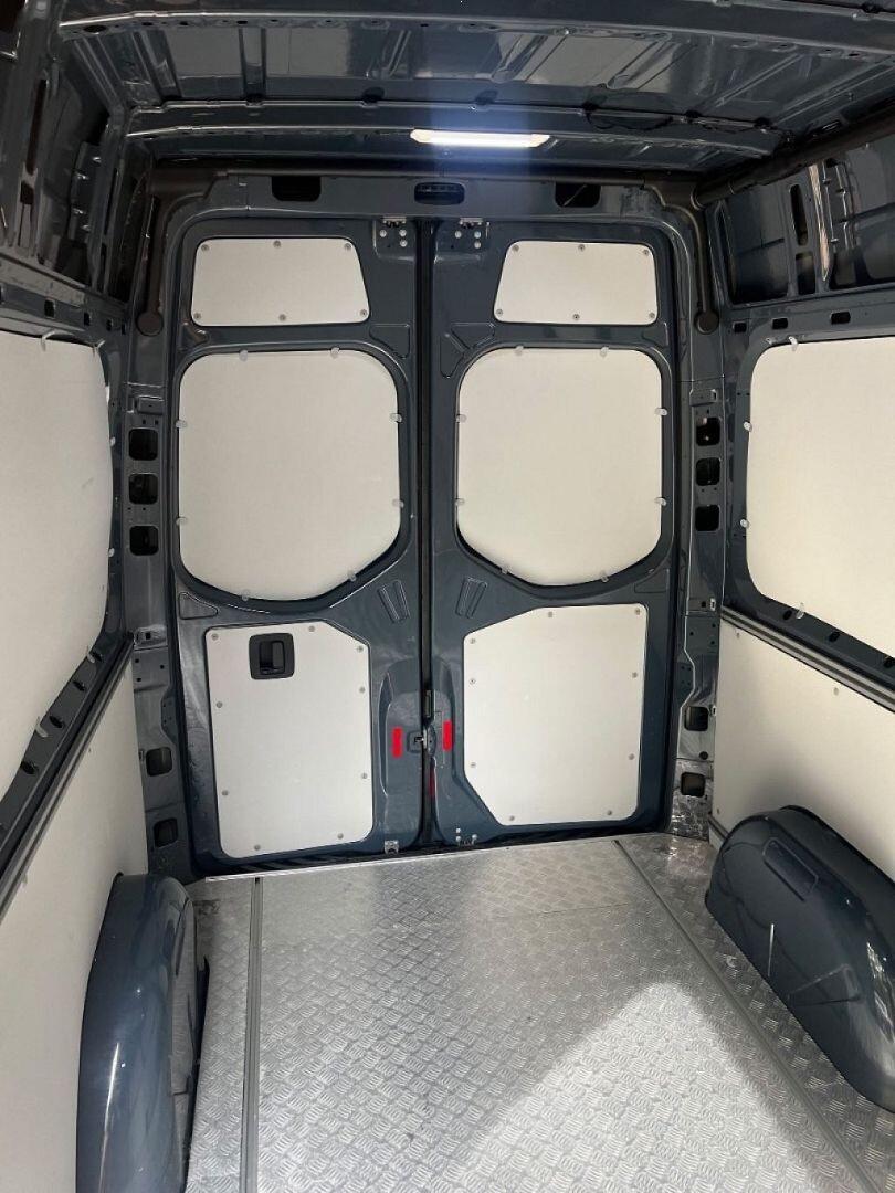 MERCEDES-BENZ ESPRINTER ARMADA ESPRINTER KA