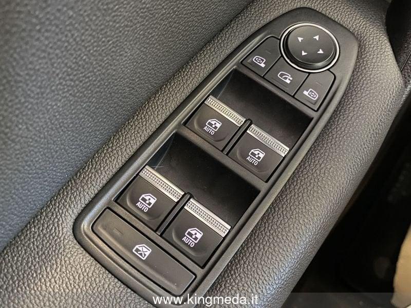 Renault Captur Captur Mild Hybrid 140 CV Intens