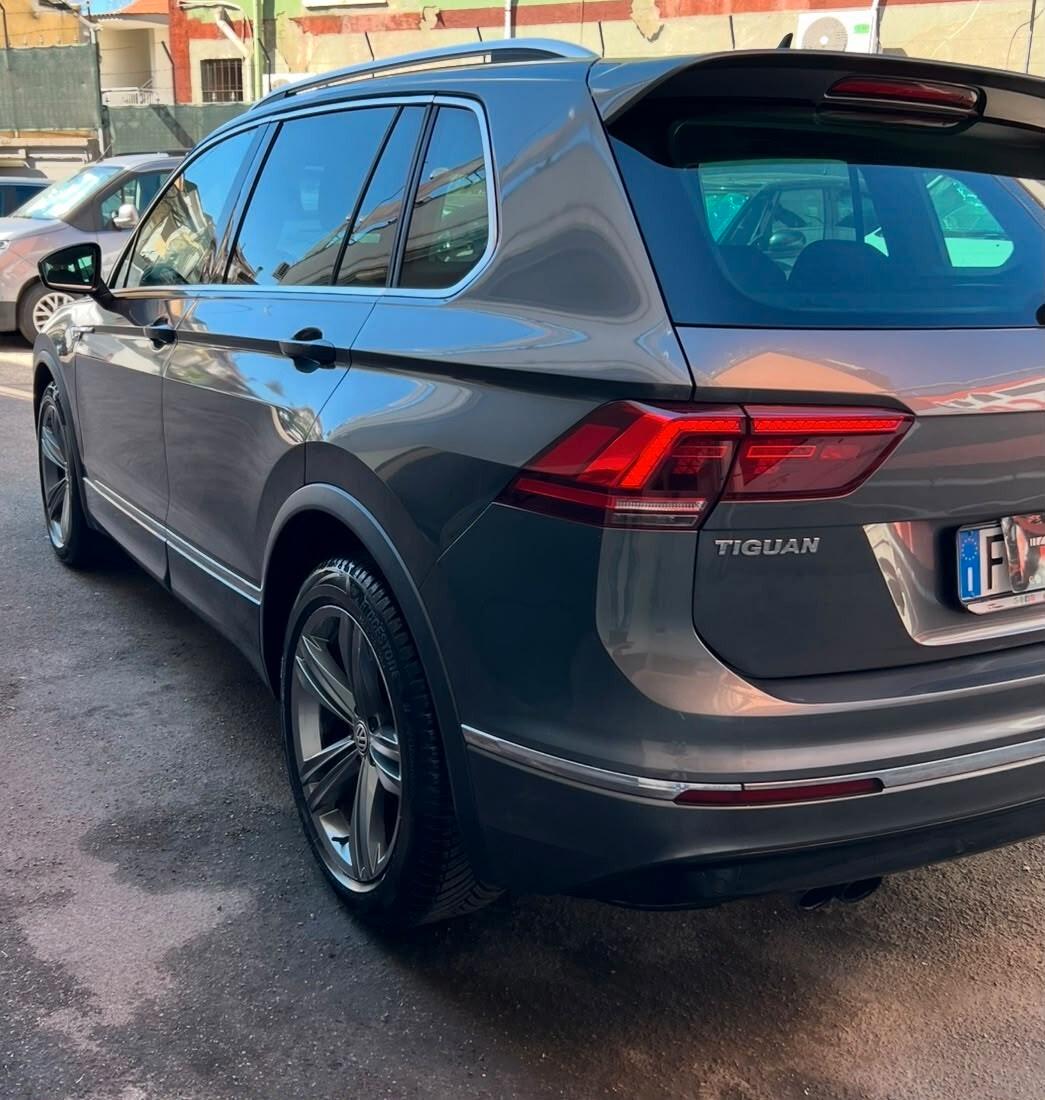 Volkswagen Tiguan 2.0 BiTDI SCR DSG 4MOTION Advanced R-Line BMT