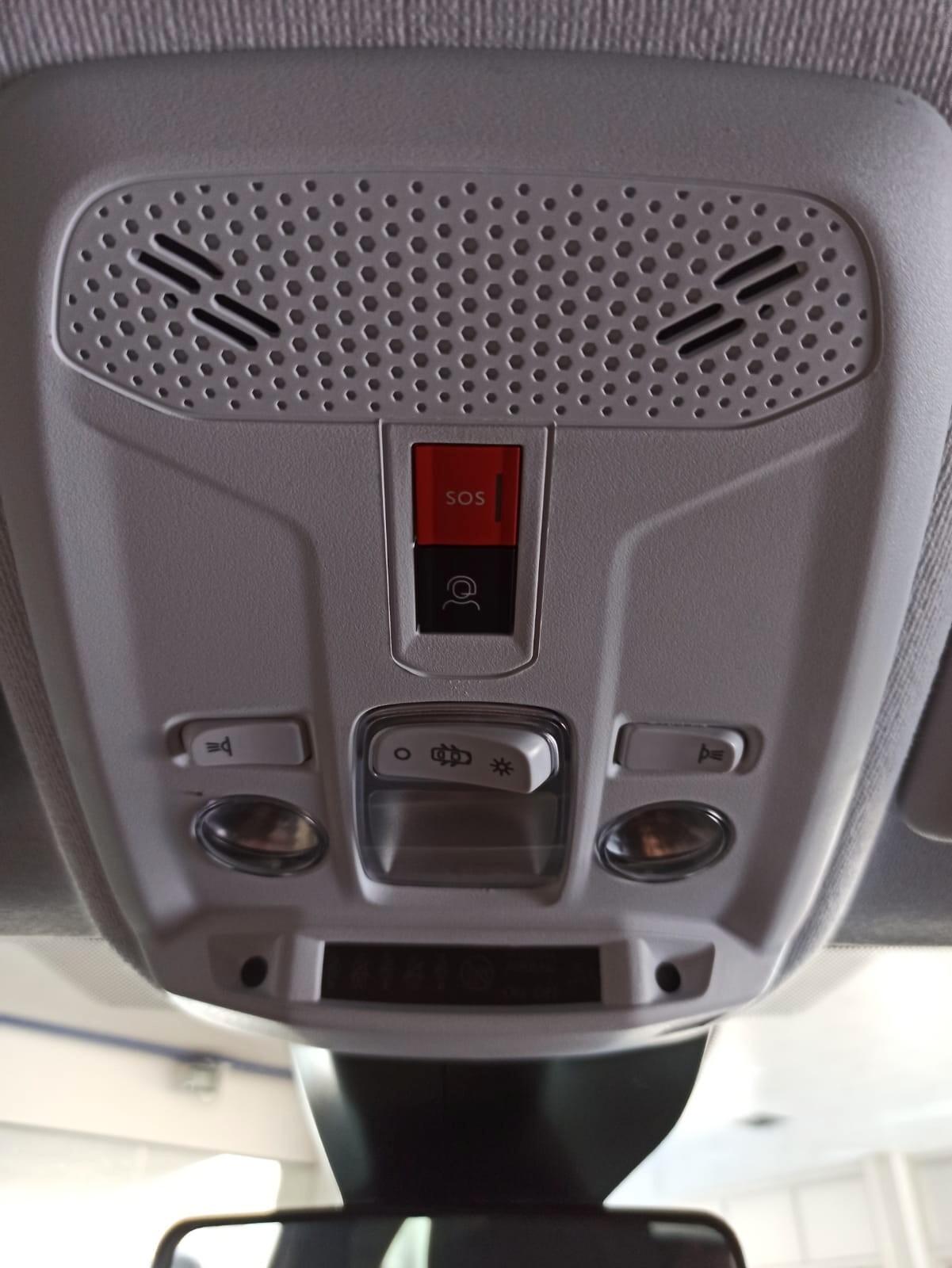 Peugeot 208 Hybrid 110 e-DCS6 Style