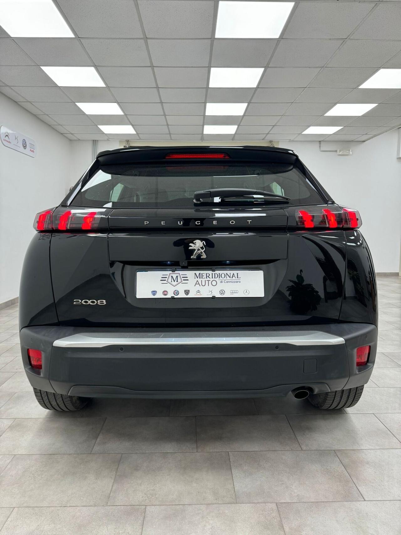 Peugeot 2008 BlueHDi 100 S&S Allure