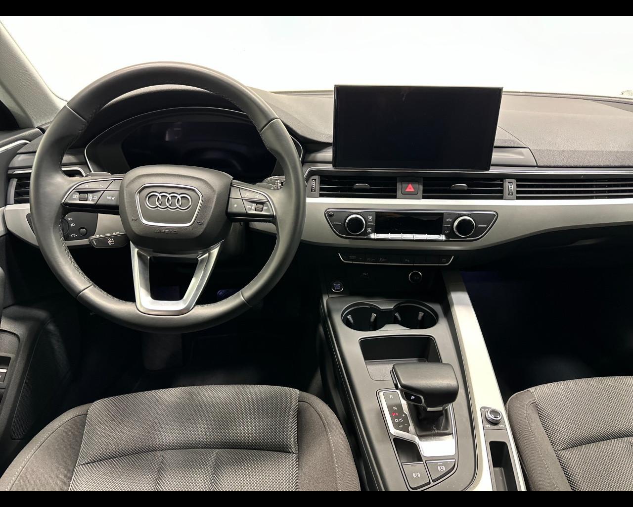 AUDI A4 35 TDI MHEV S-TRONIC BUSINESS ADVANCED