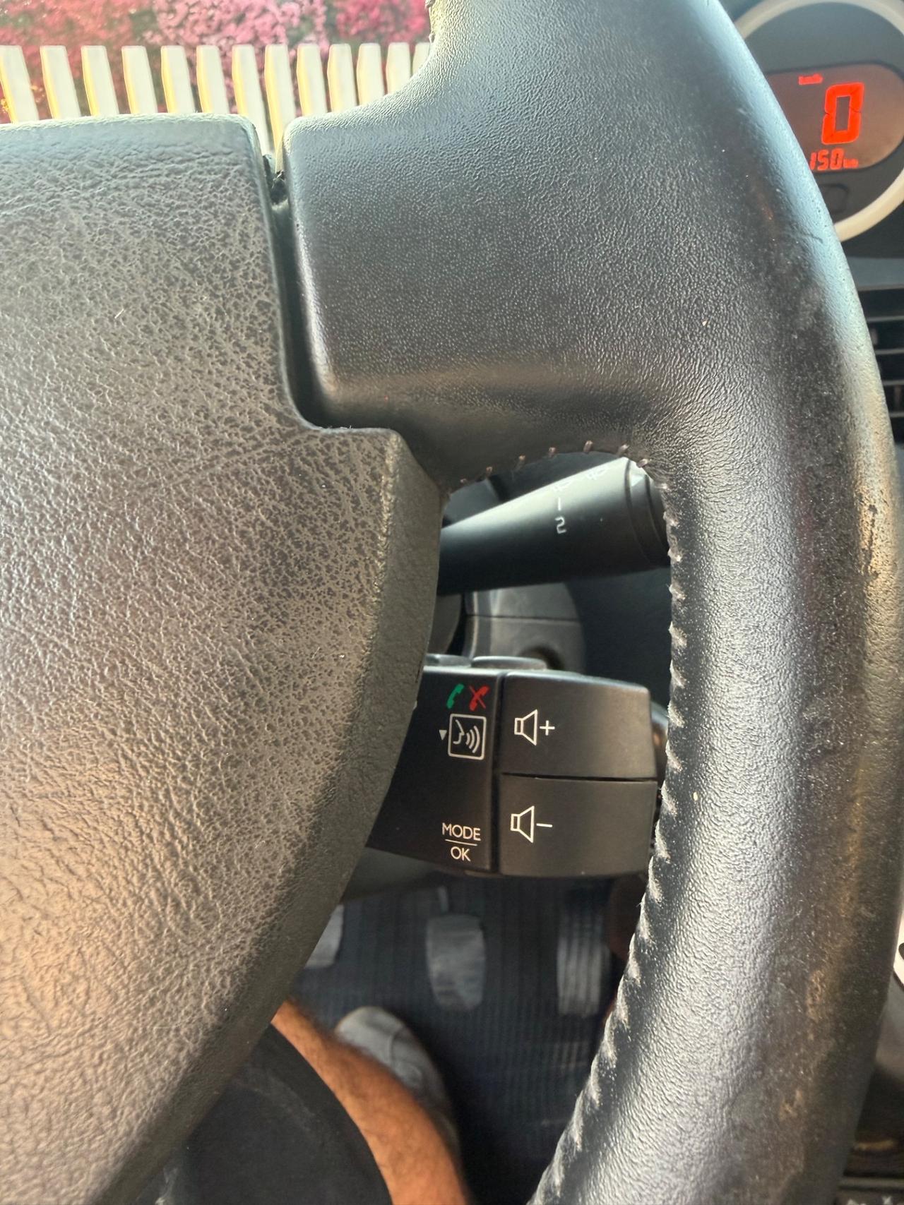 Renault Twingo 1.2 16V Etoile