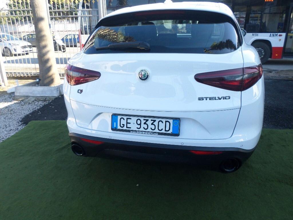 Alfa Romeo Stelvio 2.2 Turbodiesel 190 CV AT8 Q4 Sprint