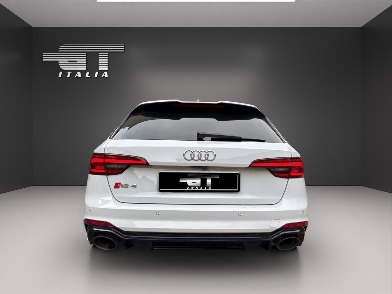 Audi RS4 Avant 2.9 TFSI