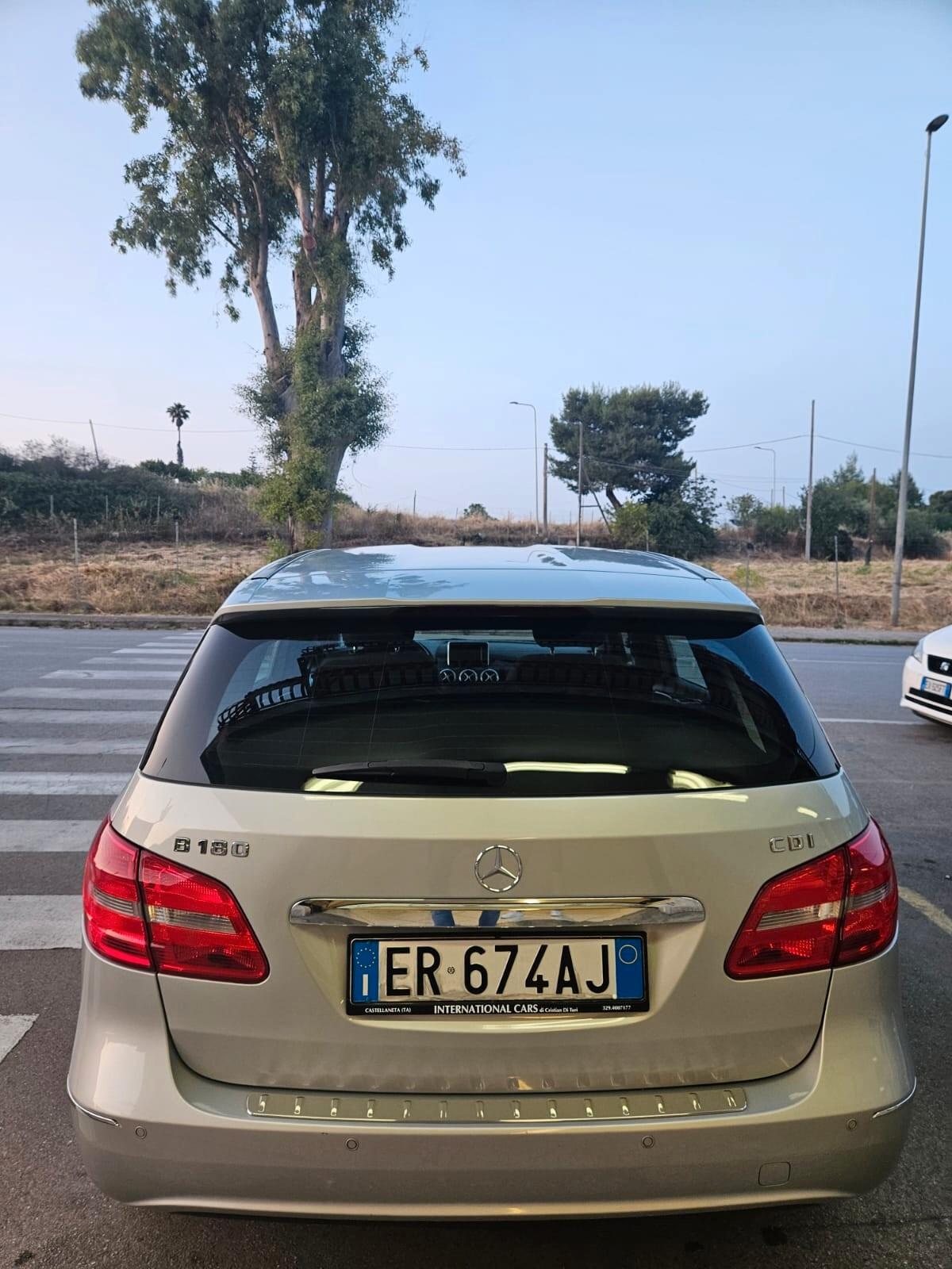 Mercedes-Benz Classe B 180 CDI Executive RETROCAMERA