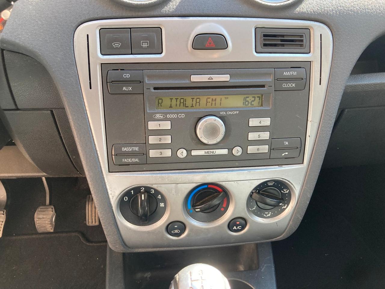 Ford Fusion 1.4 TDCi - IDEALE X NEOPATENTATI - 2010