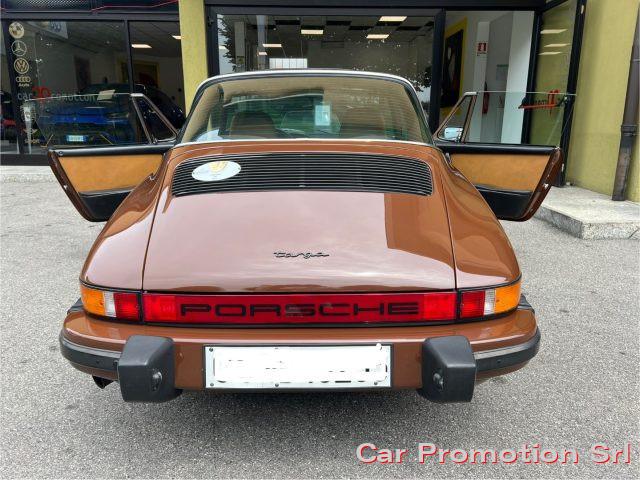 PORSCHE 911 Targa