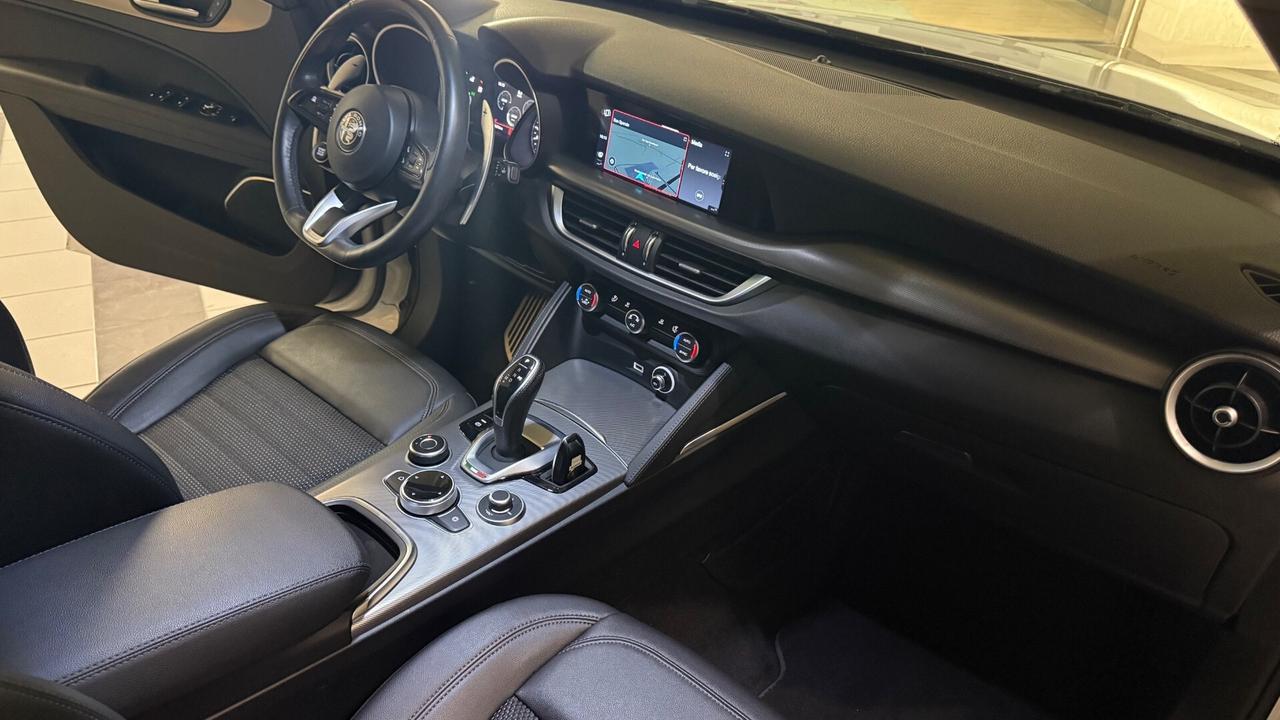 Alfa Romeo Stelvio 2.2 TD 190 CV Q4 Sprint 10/2021