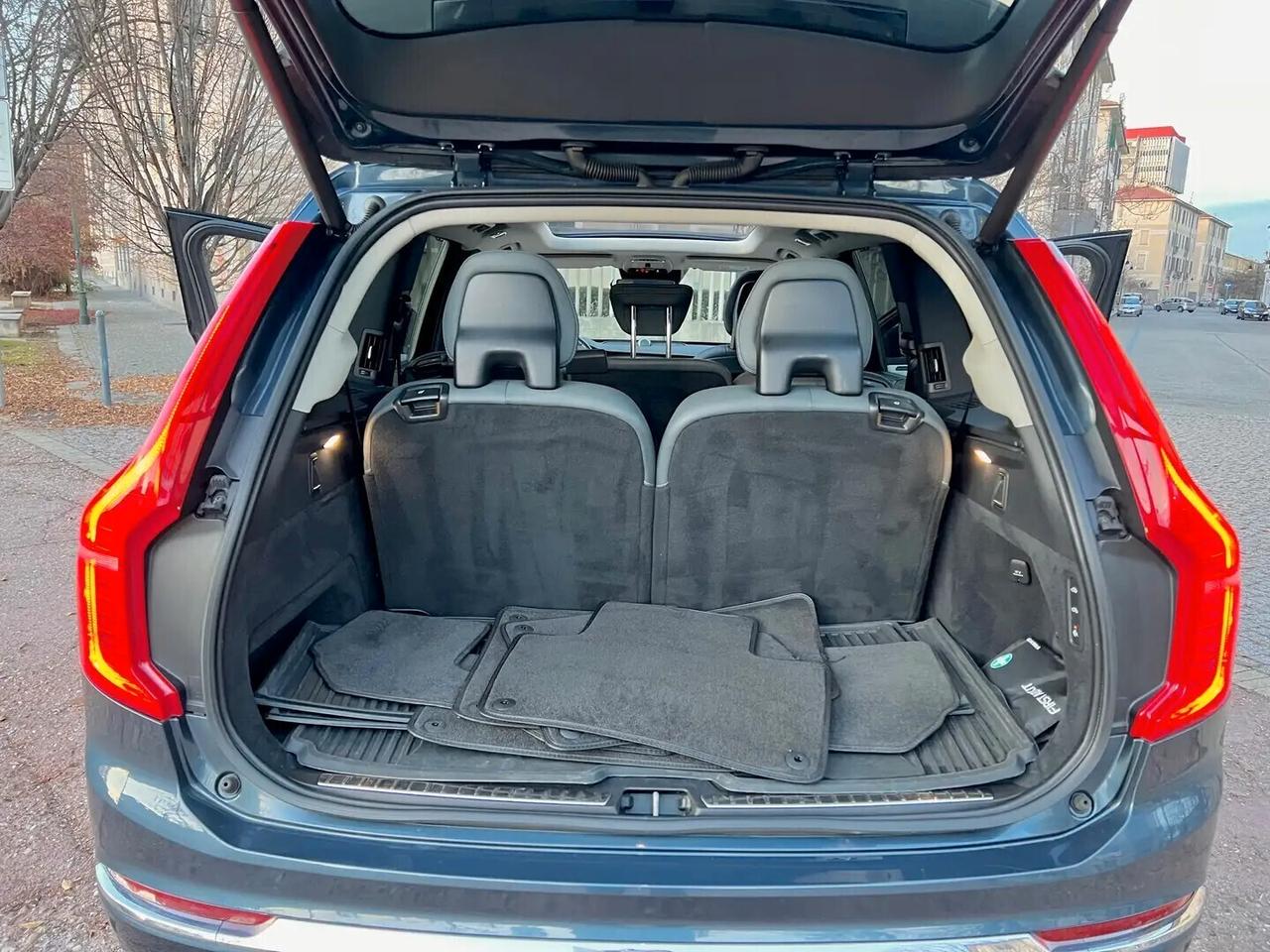 Volvo XC90 T8 Plug-In 303 + 87cv aut.8 AWD 7P-ti Inscription