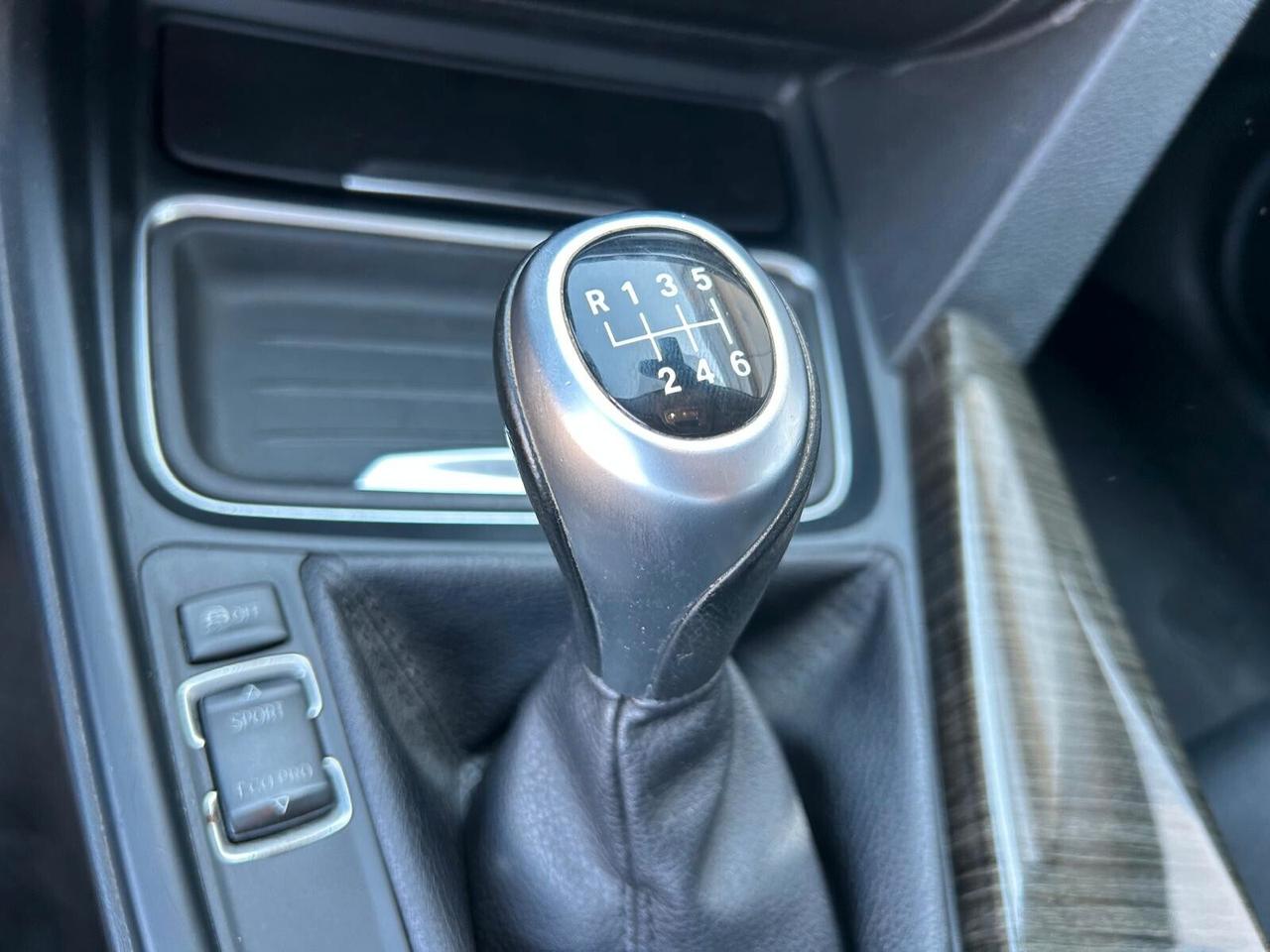 Bmw 320 d Touring LUXURY 6mt
