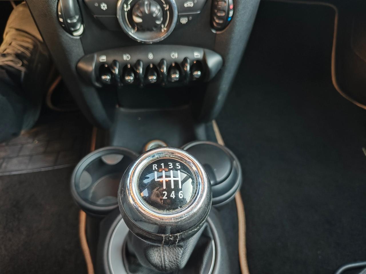 MINI COOPER ONE - adatta a neopatentati