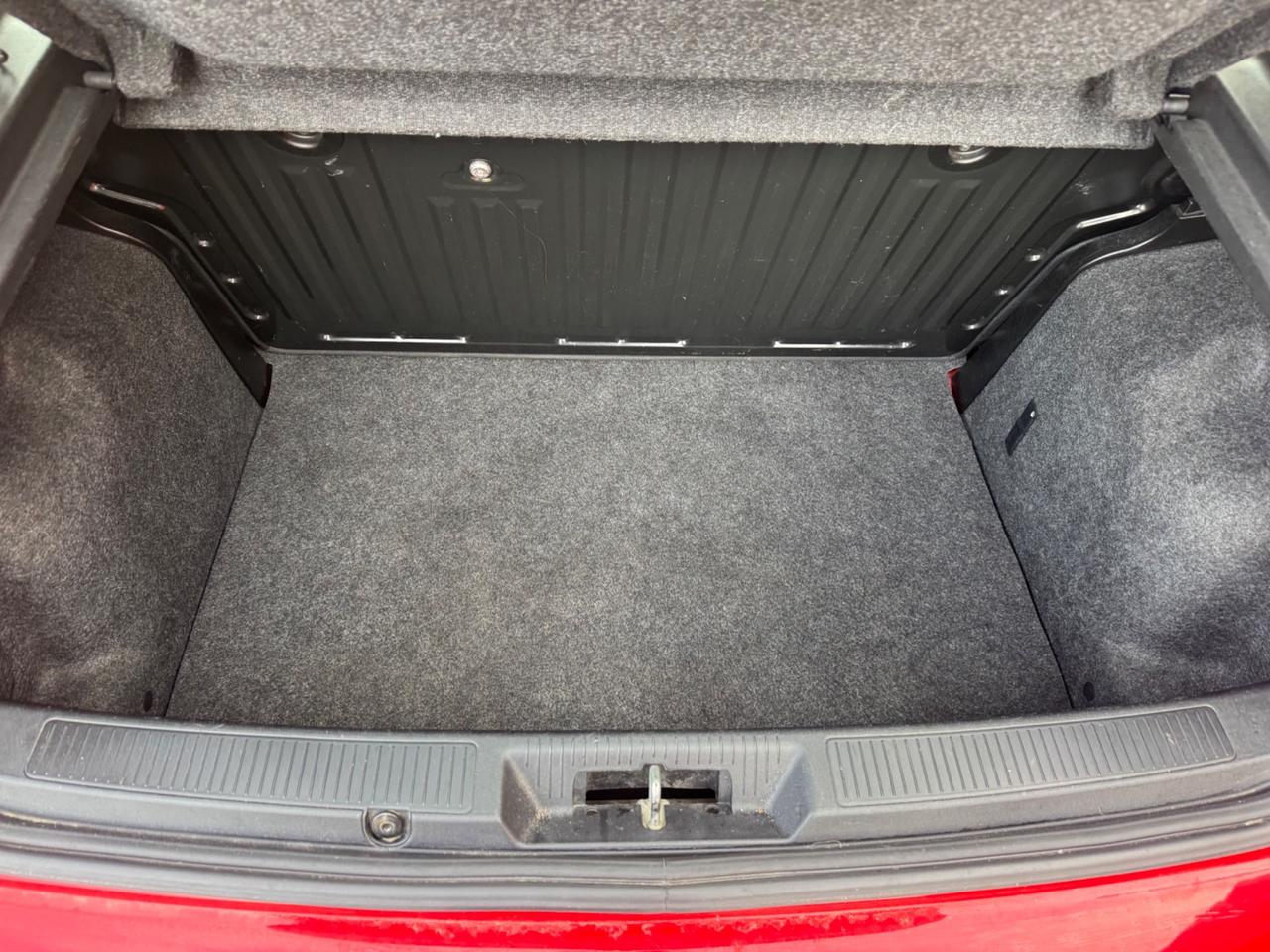 Fiat Punto bicolor idonea ai neopatentati