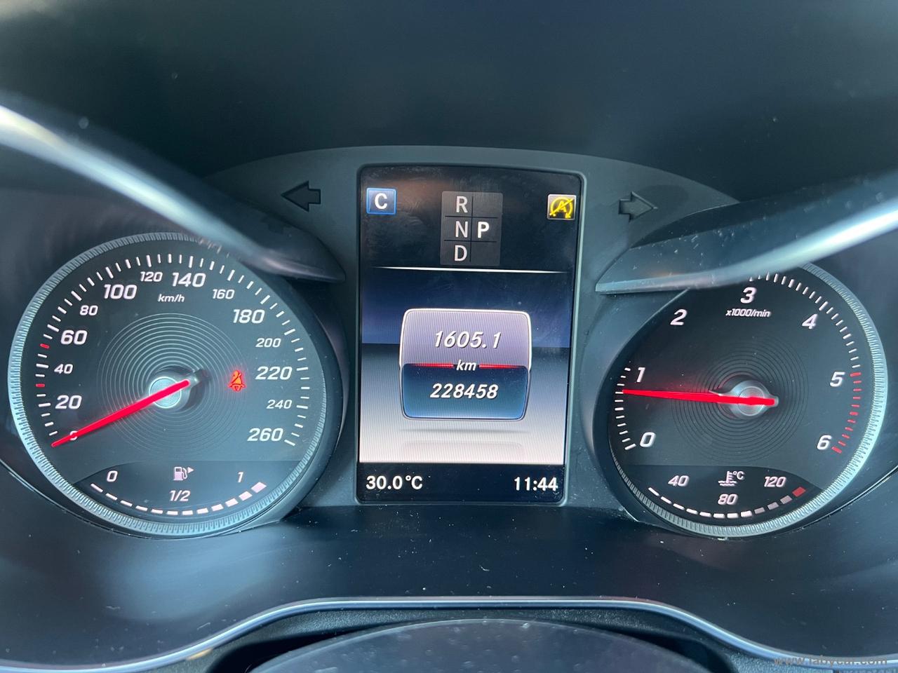 MERCEDES-BENZ GLC 250 d 4Matic Premium