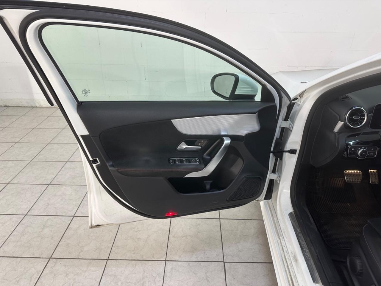 Mercedes-benz A 220 d Automatic Premium