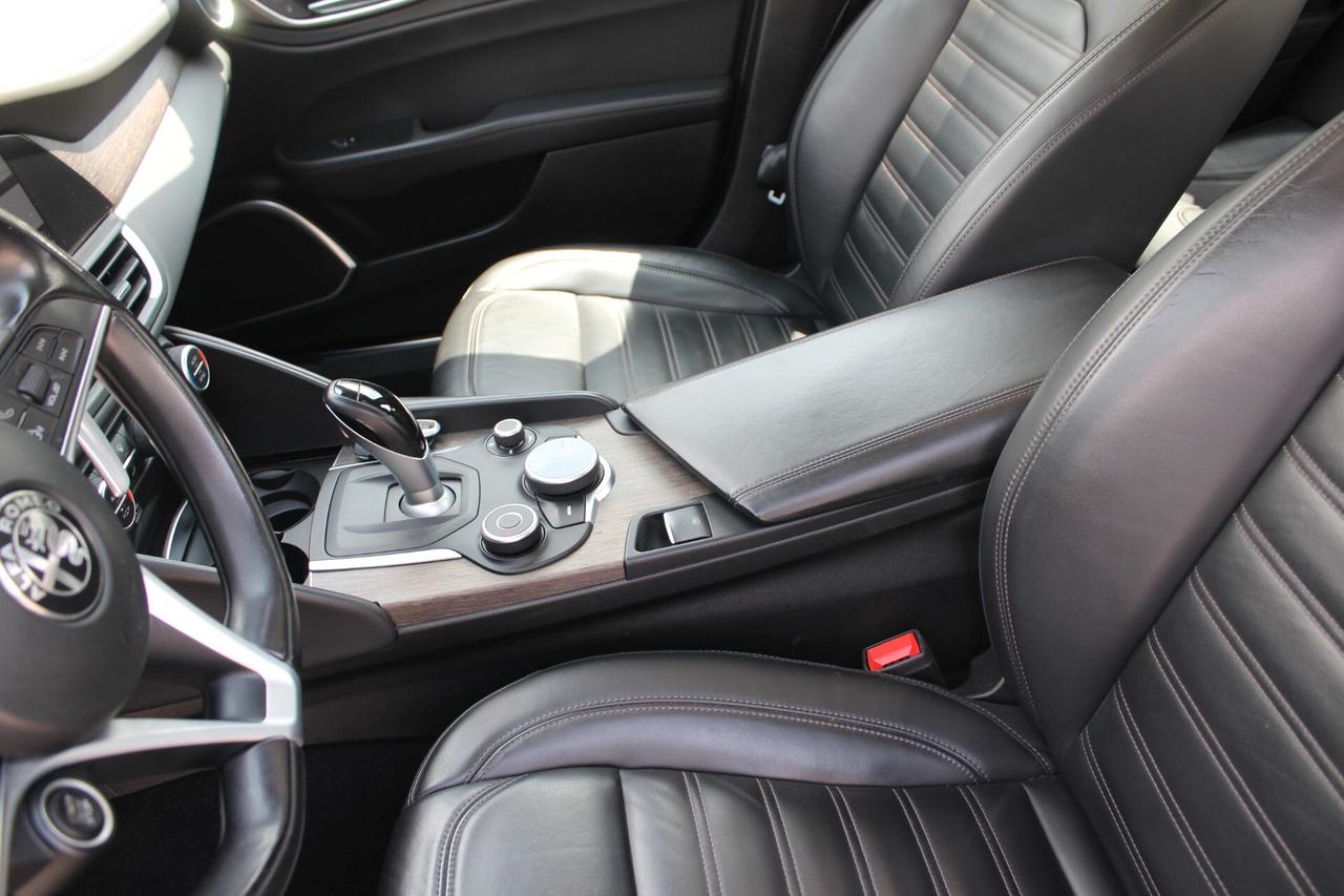 ALFA ROMEO GIULIA 2.2 TURBO DIESEL 190 CV AWD AUTOMATIC