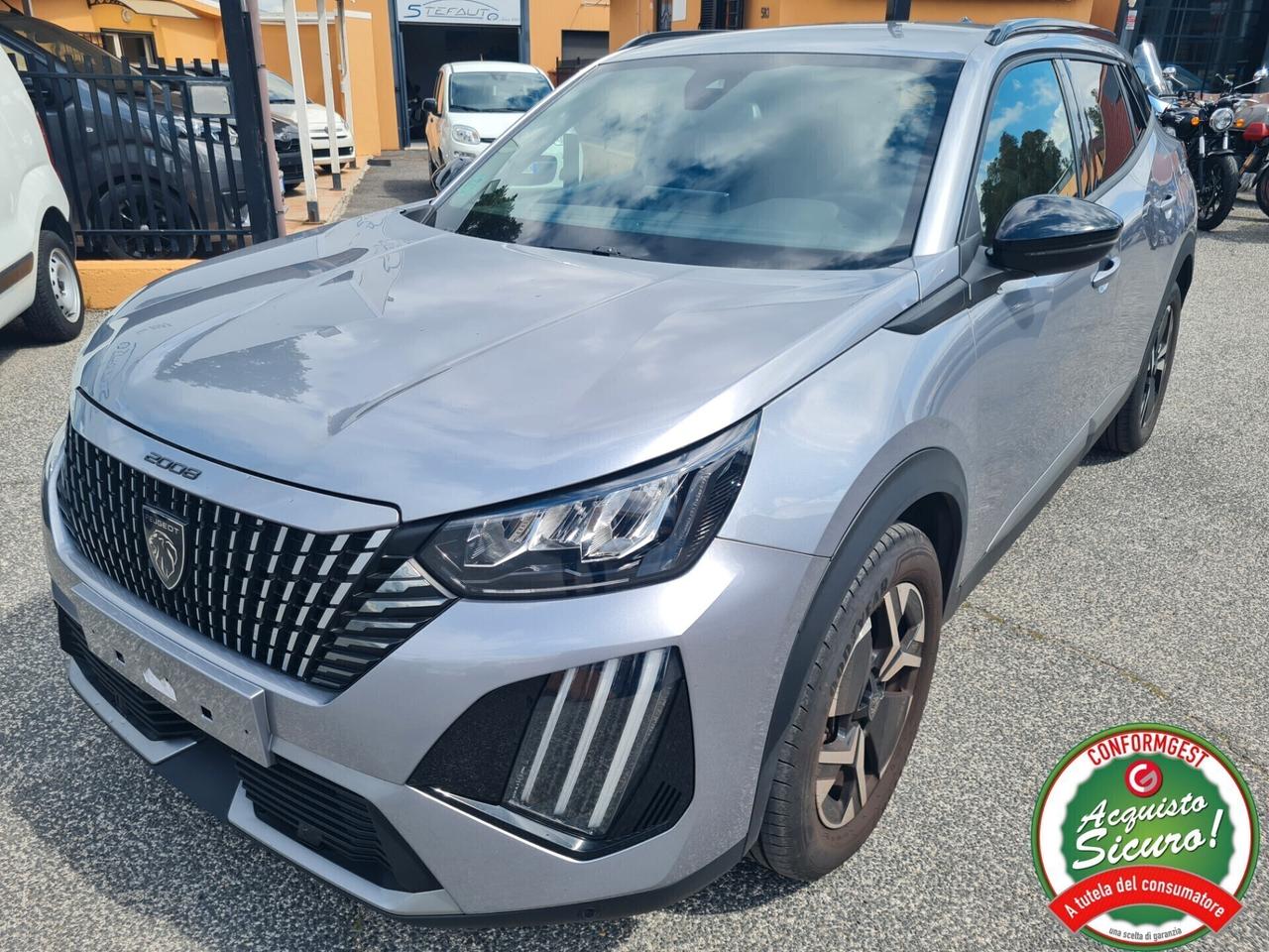 Peugeot 2008 PureTech 100 S&S Allure*CRUISE*CARPLAY*NAVI*