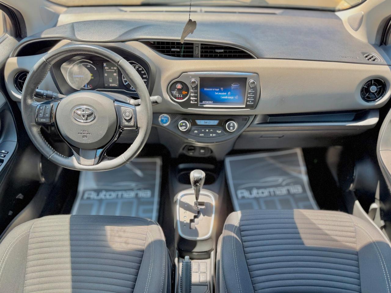 Toyota Yaris 1.5 Hybrid 5 porte Business PREZZO REALE
