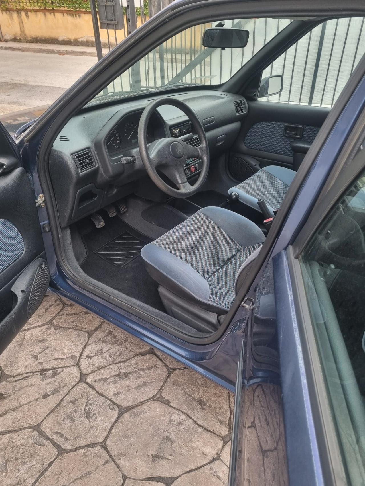 Peugeot 106