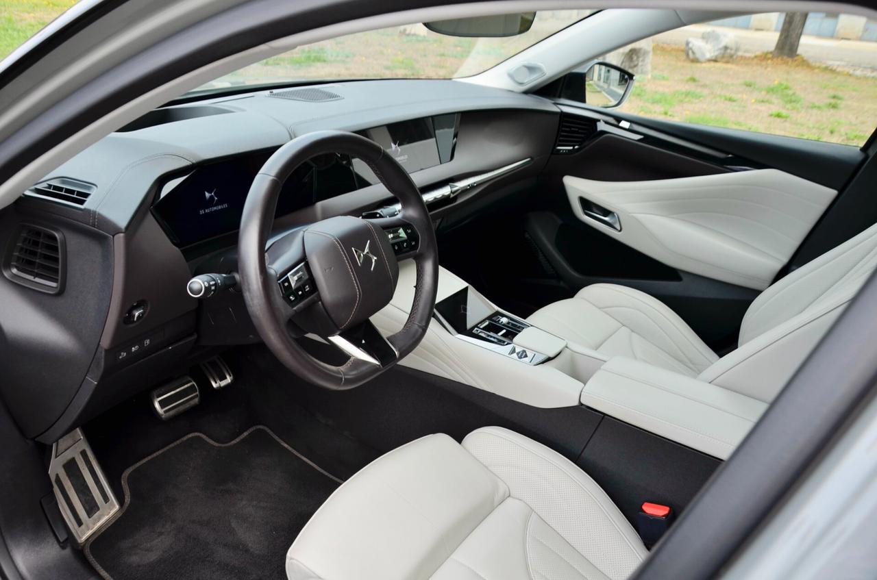 DS AUTOMOBILES DS4 1.6 E-TENSE RIVOLI PHEV PLUG IN 225cv AUTO, UFF ITALIANA, SERVICE UFFICIALI, TETTO, MATRIX, RETRO 360°, PERMUTE