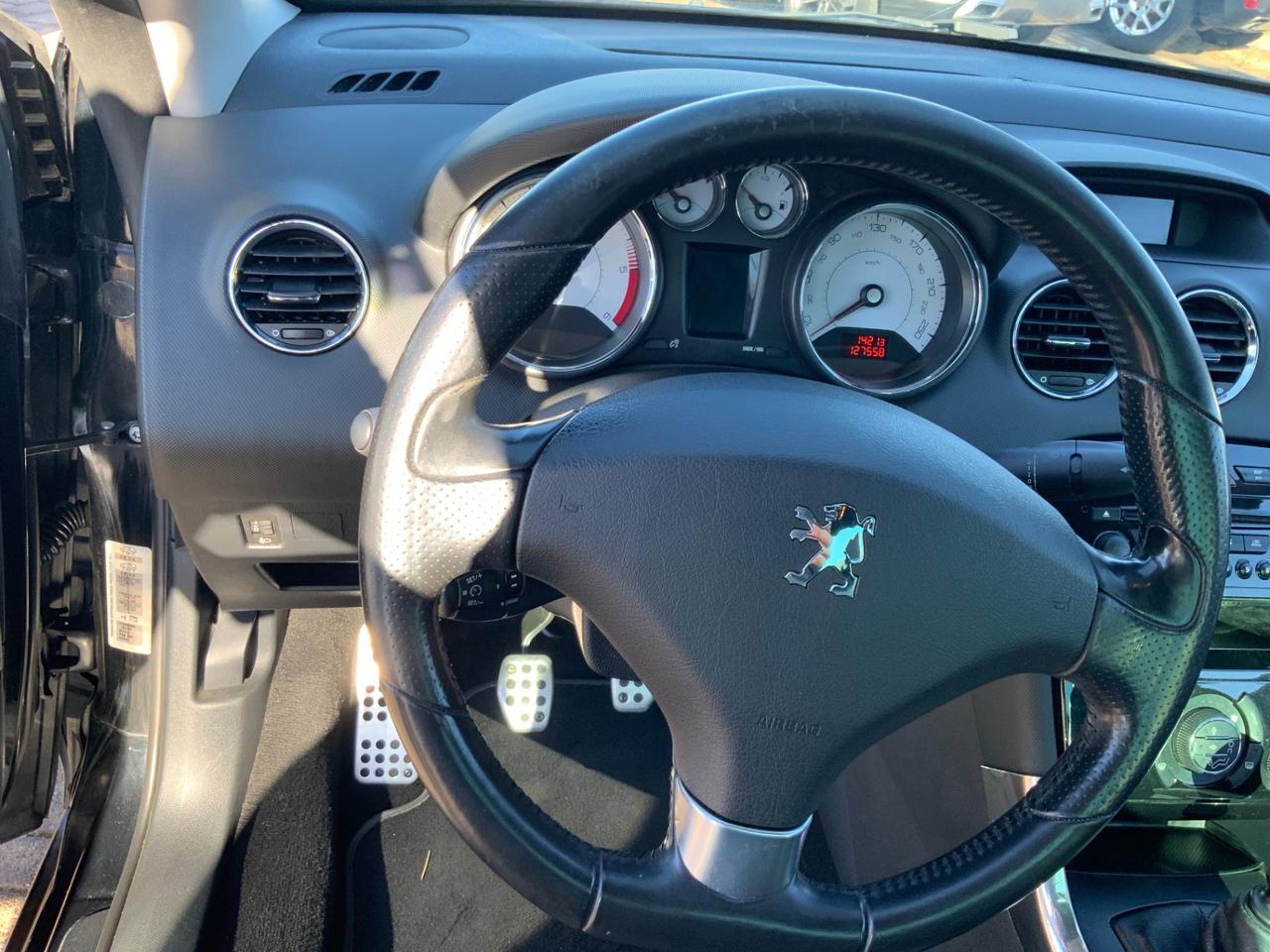 Peugeot 308 2.0 HDi 140CV CC Féline