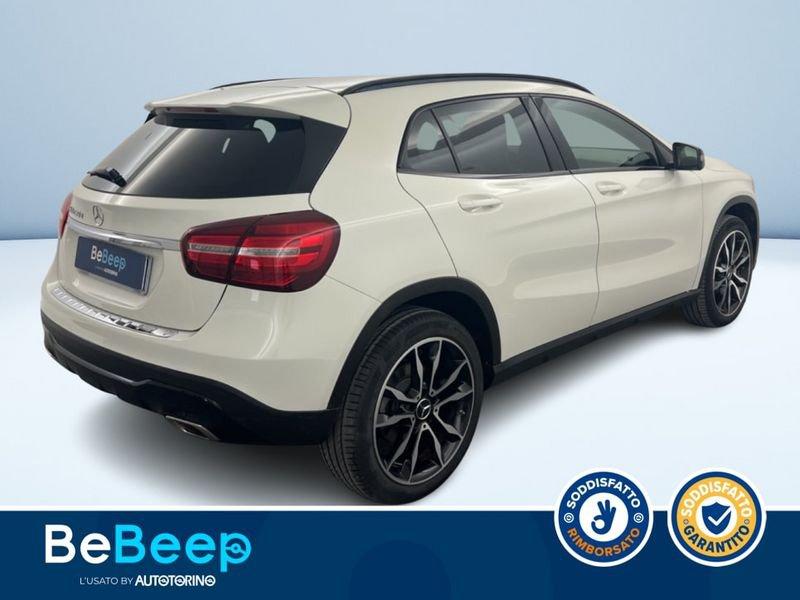 Mercedes-Benz GLA 200 D SPORT AUTO