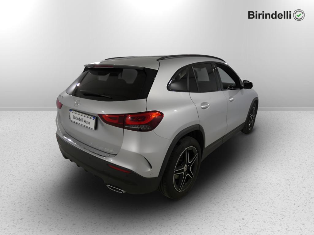 Mercedes-Benz GLA (H247) - GLA 180 d Automatic Premium