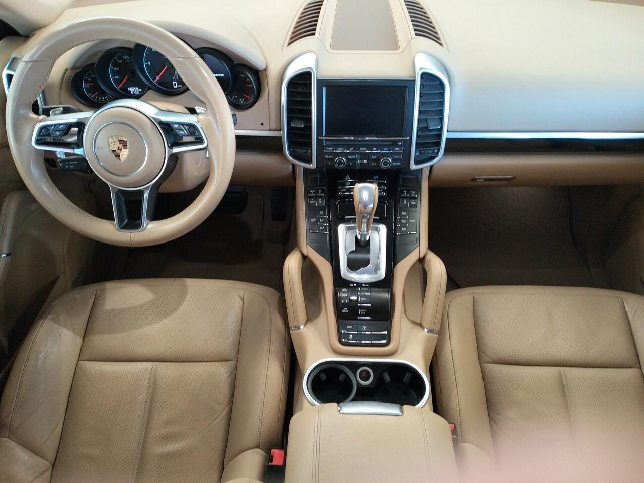 Porsche Cayenne 3.0 tiptronic